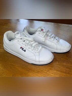 FILA Women’s Classic White Leather Sneakers